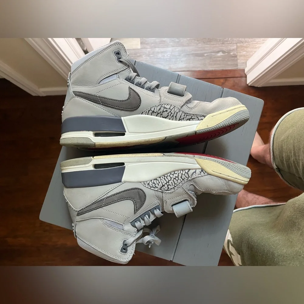 Air jordan legacy 312 wolf grey